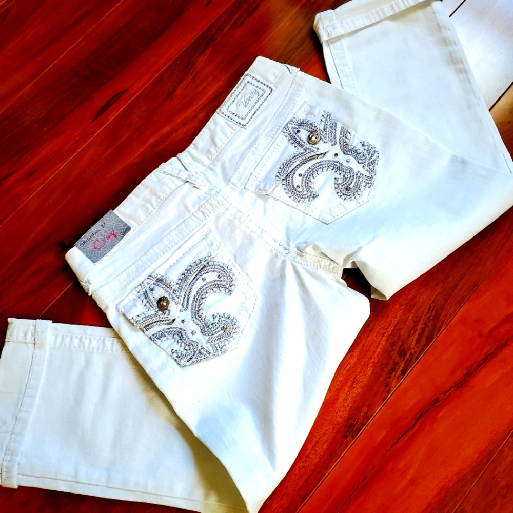 VANITY White Crop Pants - Size 27" (NWT)
